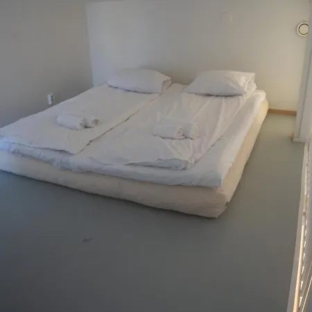 Ferienhaus Architectural Townhouse With Sauna And Patio *