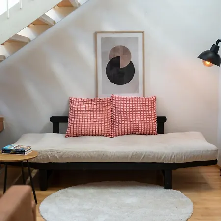 Feriehus Architectural Townhouse With Sauna And Patio