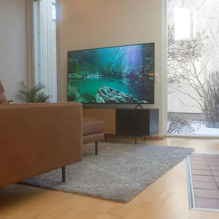 Feriehus Architectural Townhouse With Sauna And Patio Helsinki