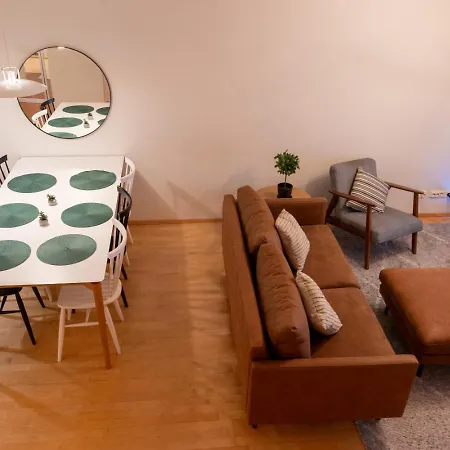別荘 Architectural Townhouse With Sauna And Patio *