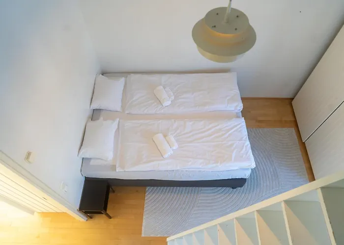 Vakantiehuis Architectural Townhouse With Sauna And Patio Helsinki